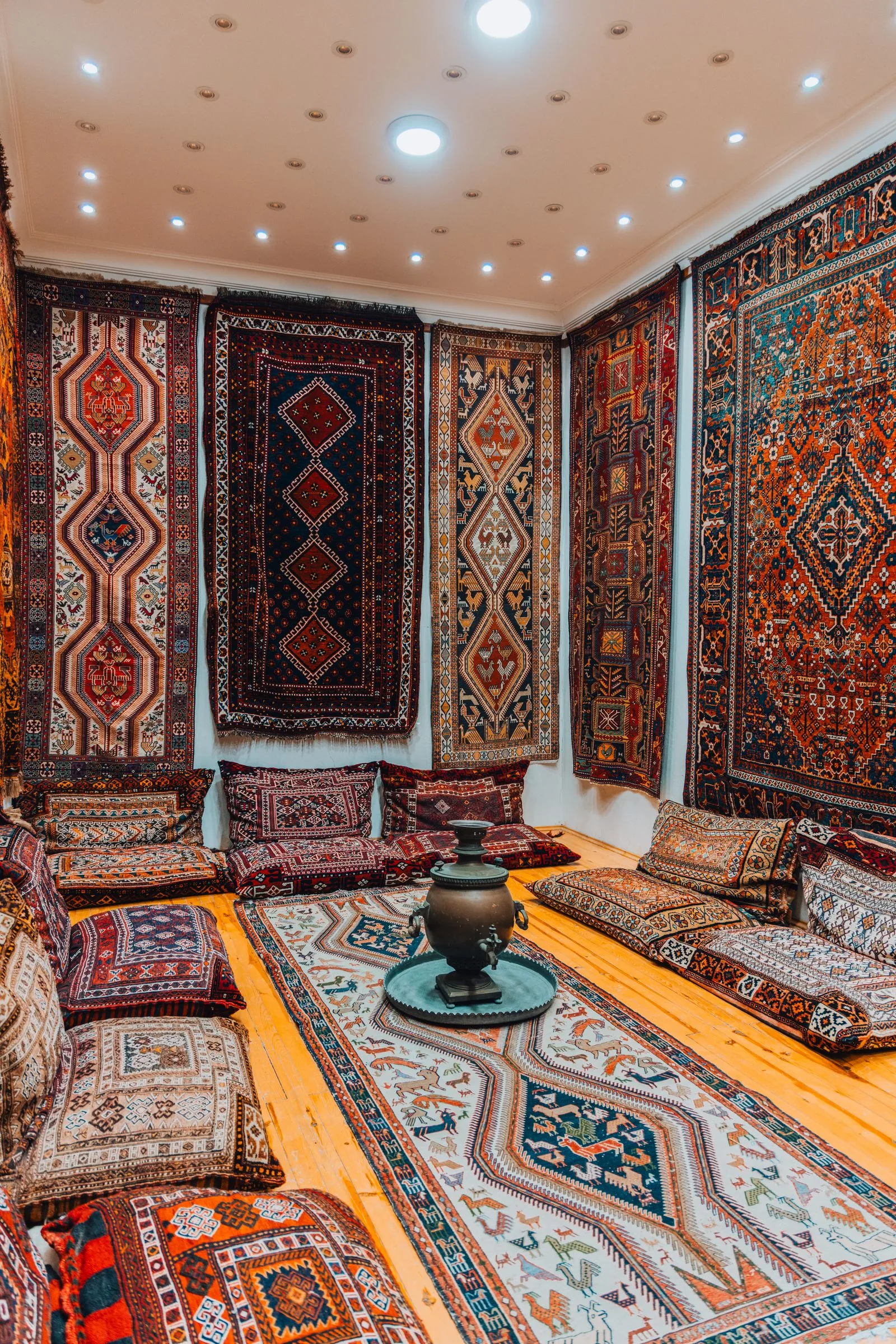 Rugs & Textiles